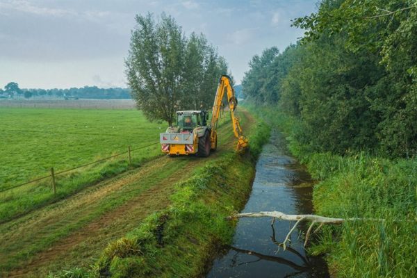 waterschap-2020-maaien-6_breedbeeld